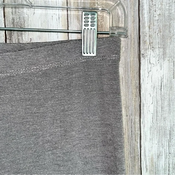 Umgee Gray Striped Leggings - Picture 2 of 4